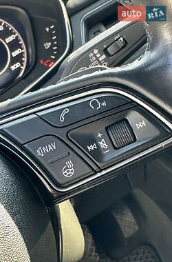 Седан Audi A4 2017 в 
