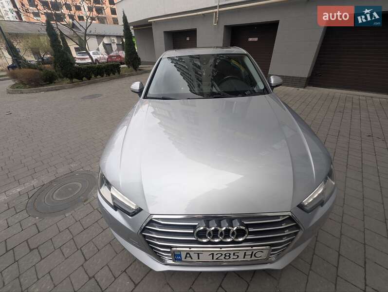 Седан Audi A4 2016 в Івано-Франківську