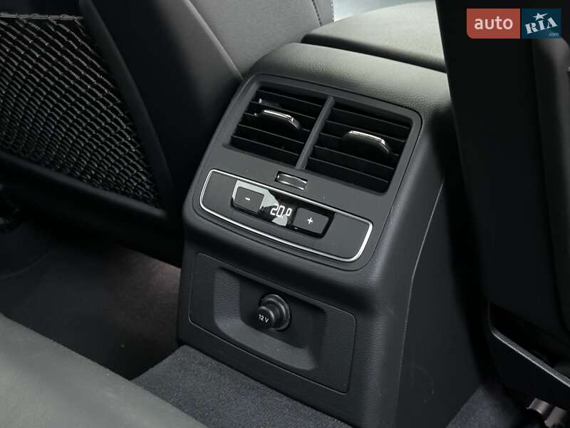 Універсал Audi A4 2022 в Луцьку