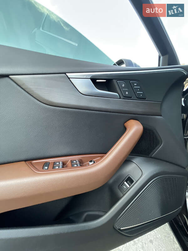 Седан Audi A4 2016 в Днепре