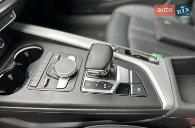 Седан Audi A4 2016 в 
