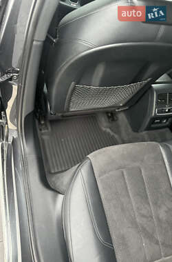 Седан Audi A4 2020 в 