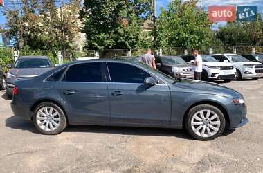 Седан Audi A4 2010 в 