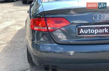 Седан Audi A4 2010 в 