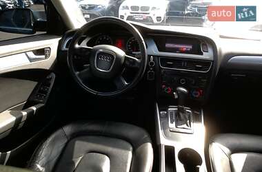 Седан Audi A4 2010 в 