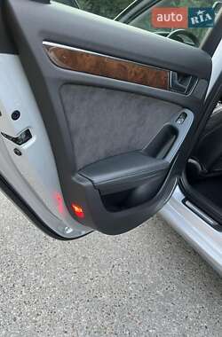 Седан Audi A4 2011 в 