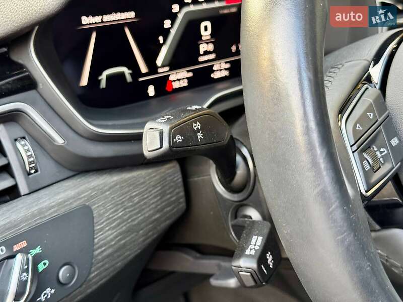 Седан Audi A4 2021 в Киеве