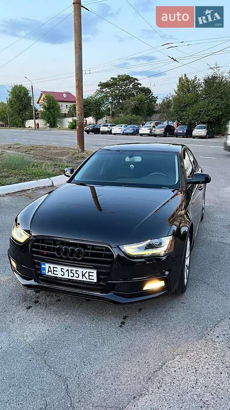 Седан Audi A4 2013 в 