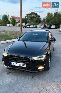 Седан Audi A4 2013 в 