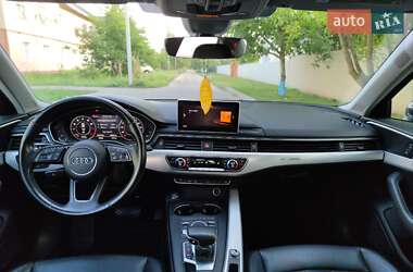 Седан Audi A4 2016 в 