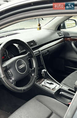 Седан Audi A4 2001 в 