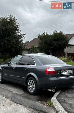 Седан Audi A4 2001 в 