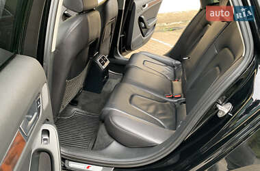 Седан Audi A4 2014 в 