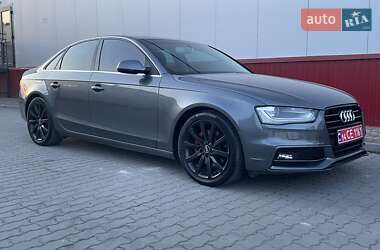 Седан Audi A4 2013 в Львове