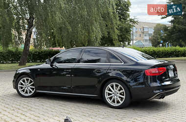 Седан Audi A4 2014 в 