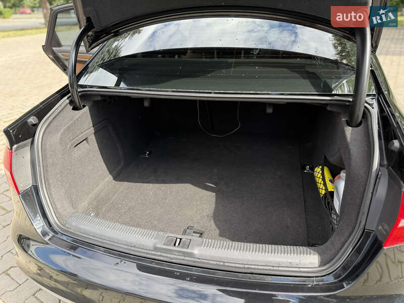 Седан Audi A4 2014 в Черновцах фото 13 Седан Audi A4 2014 в Черновцах