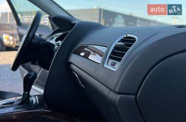 Седан Audi A4 2010 в 