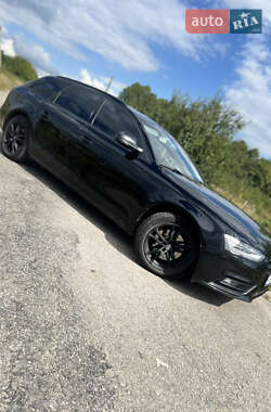 Универсал Audi A4 2012 в 