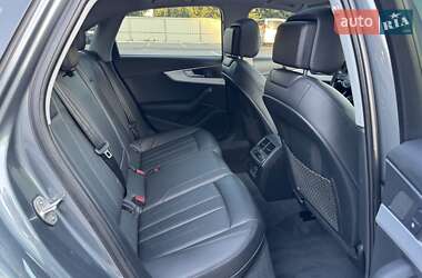 Седан Audi A4 2017 в 