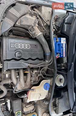 Седан Audi A4 1996 в 