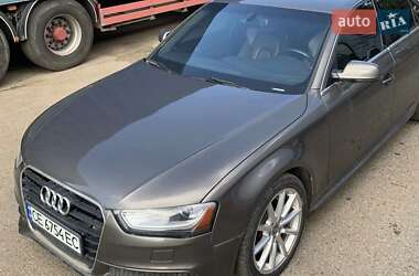 Седан Audi A4 2014 в Черновцах
