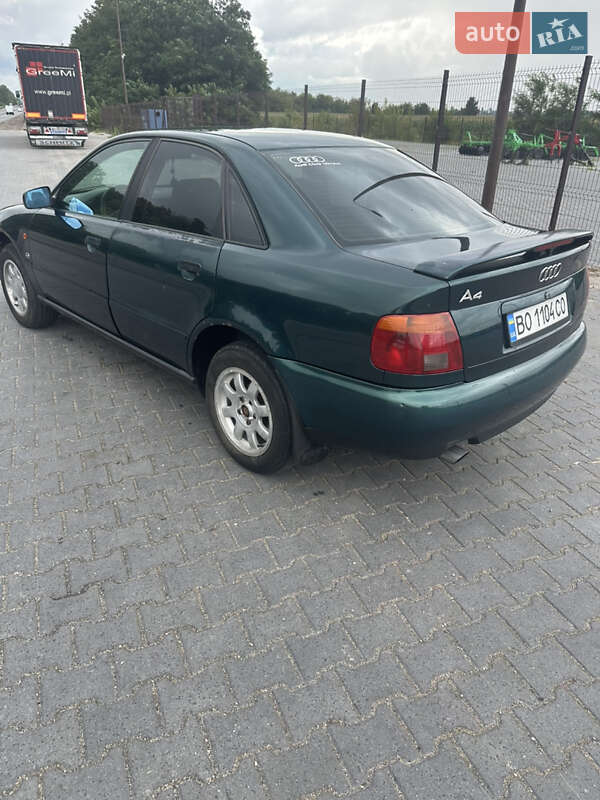Седан Audi A4 1996 в Тернополе