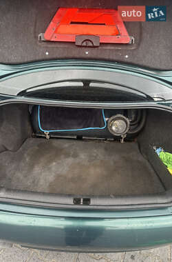 Седан Audi A4 1996 в 