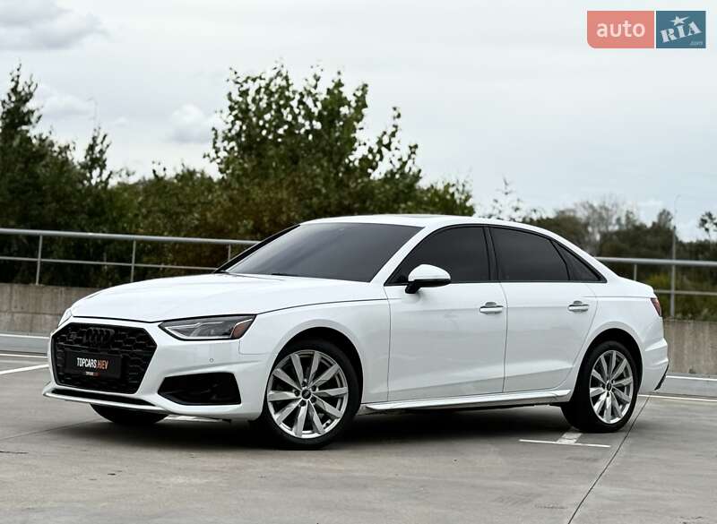 Седан Audi A4 2021 в Киеве