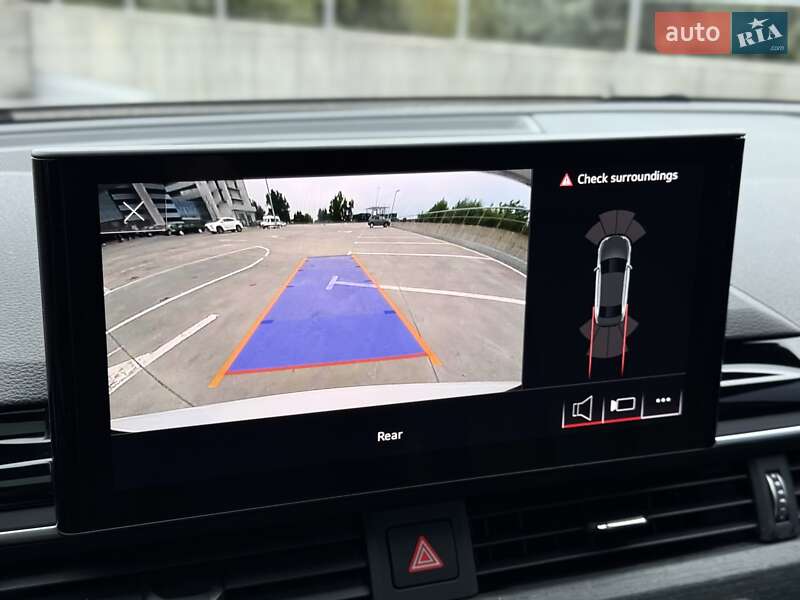 Седан Audi A4 2021 в Киеве