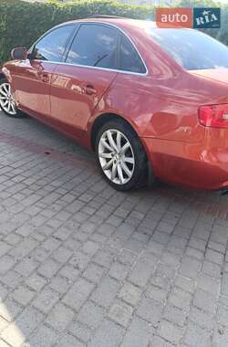 Седан Audi A4 2013 в 