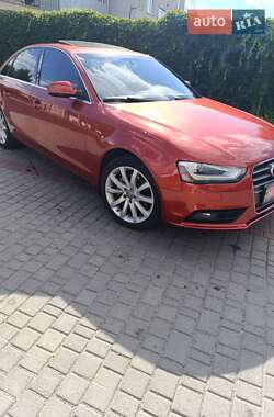 Седан Audi A4 2013 в 