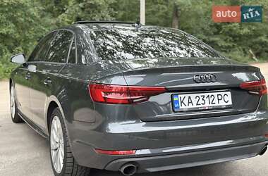 Седан Audi A4 2018 в 