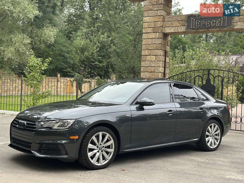 Седан Audi A4 2018 в Киеве