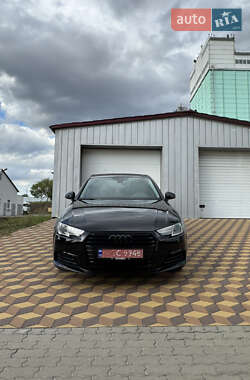 Седан Audi A4 2017 в 