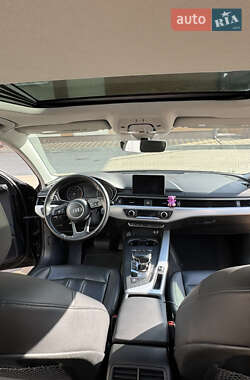 Седан Audi A4 2017 в 