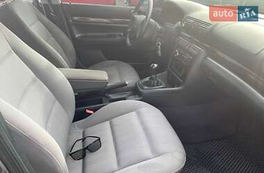 Седан Audi A4 1995 в Житомирі