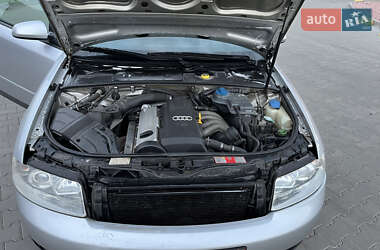 Седан Audi A4 2002 в 