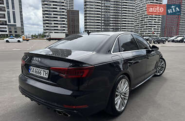 Седан Audi A4 2016 в 