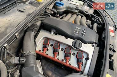 Седан Audi A4 2002 в 