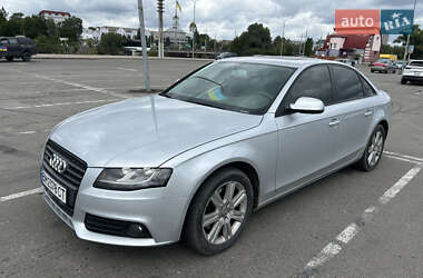 Седан Audi A4 2011 в Сумах