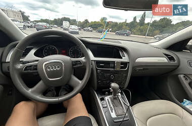 Седан Audi A4 2011 в Сумах