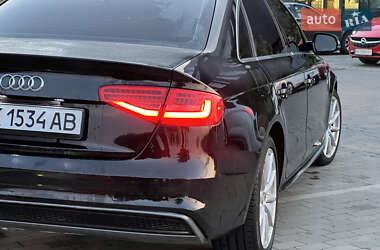 Седан Audi A4 2014 в 