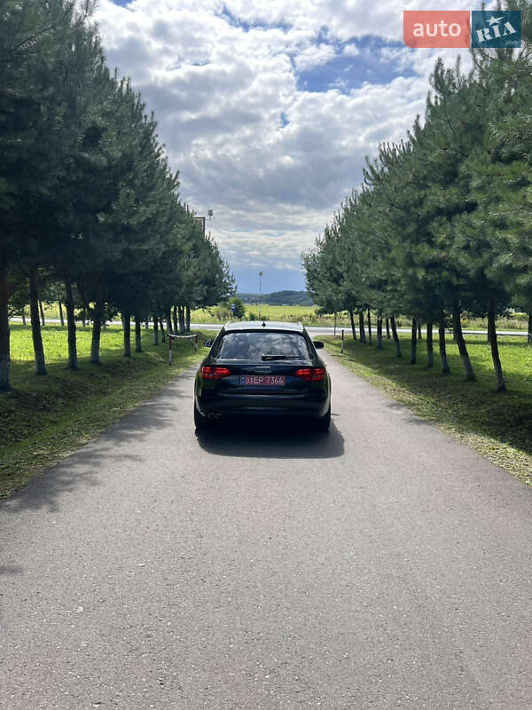Универсал Audi A4 2012 в Львове