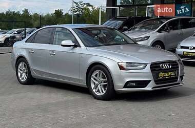 Седан Audi A4 2013 в Черновцах