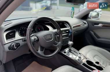 Седан Audi A4 2013 в 