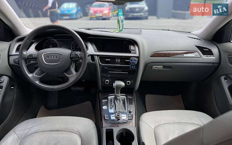 Седан Audi A4 2013 в Черновцах