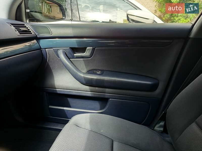 Универсал Audi A4 2003 в Виннице