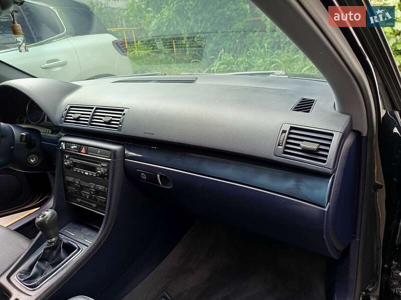 Универсал Audi A4 2003 в Виннице