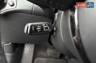 Седан Audi A4 2016 в 