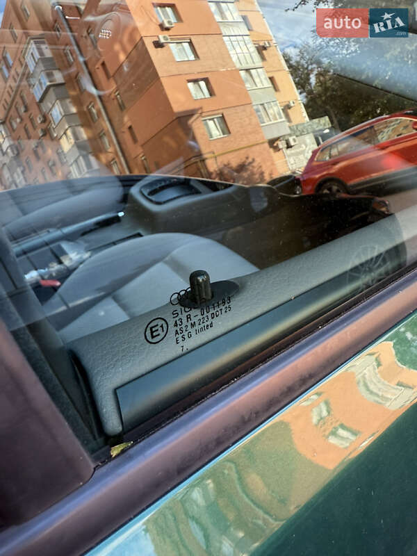 Седан Audi A4 1997 в Харькове